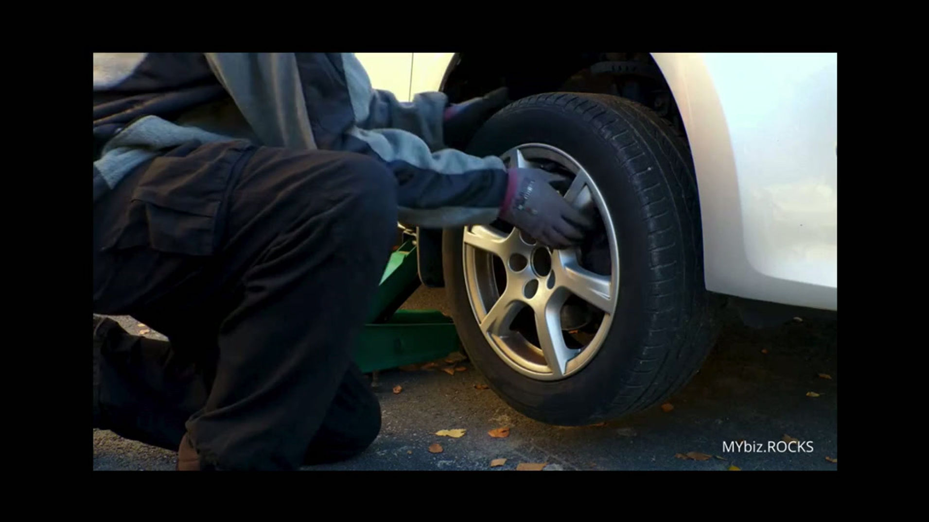 Aotomotive Service - Facebook Ad